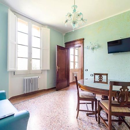 ボローニャElegant Apt, Wi-Fi And Gardenアパートメント エクステリア 写真